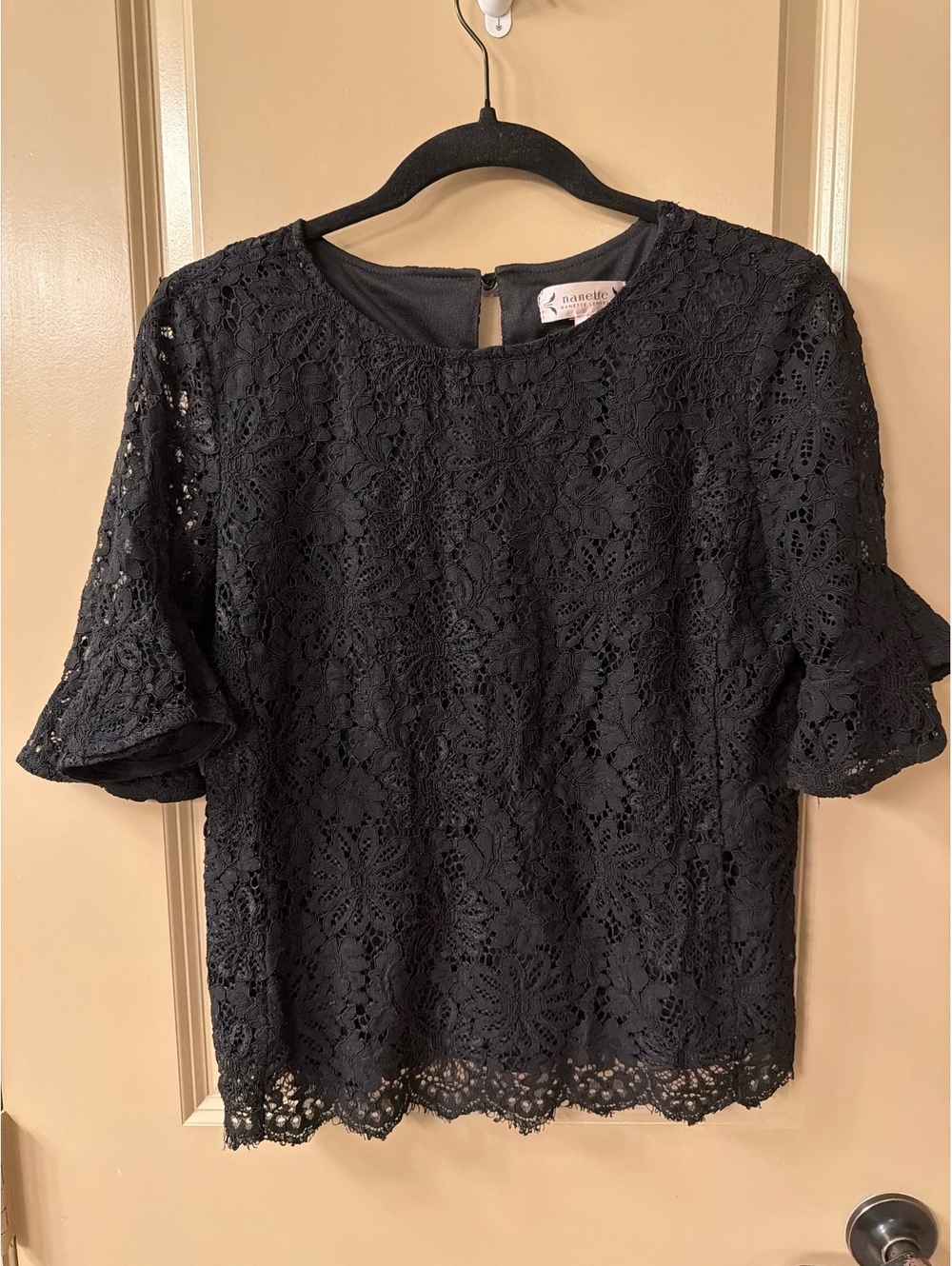 Nanette Lepore Black Lace Floral Short Sleeve Blouse Size Small
